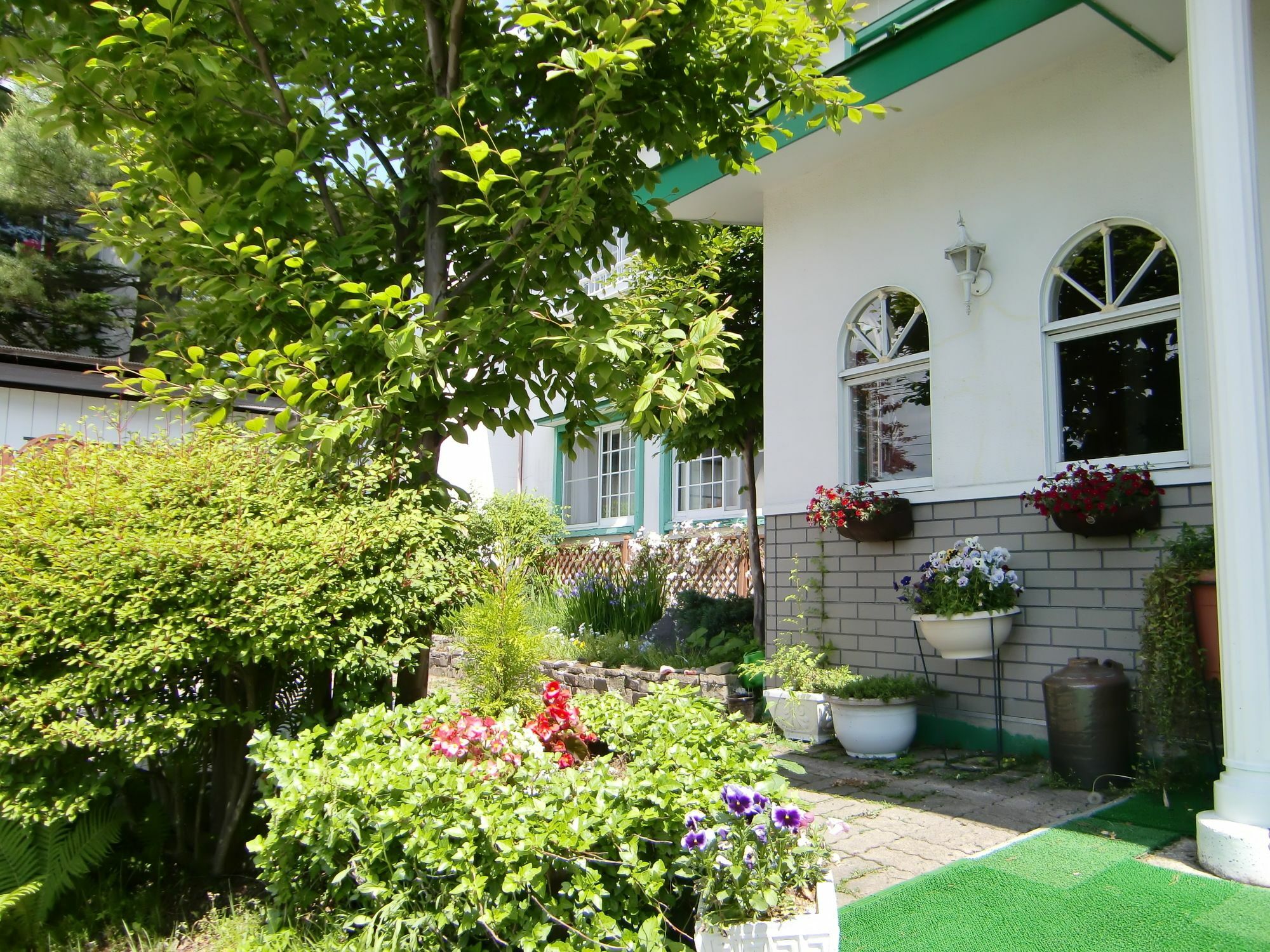 Pension Bergland Kusatsu  Bagian luar foto